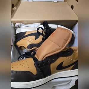 Nike Air Jordan 1 Low Mens Brown New With Box Sneakers NIB Retro Shoes